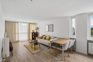 Superbe 75M2, Spacieux & Lumineux avec Parking privé