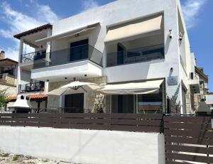 Svetos House