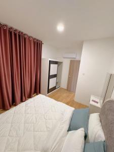 Lin Yen Suites
