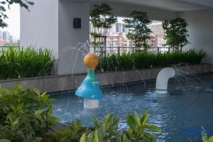 Skyline KL 2BR Stay Like a LOCAL LRT 2min Pool