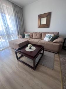 Barcelo G608