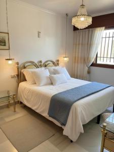 Authentic, Huge Terrace, Views, Garage - Casa Paseo de Las Flores