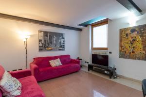 Xenia - 4 room apt in Via Zamenhof 21
