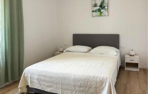 Cozy Home In Bilice With Private Swimming Pool, Can Be Inside Or Outside