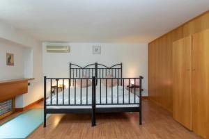 Xenia - 4 room apt in Via Zamenhof 21