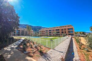 Residencial Alqueria by CARLOSFERIEN