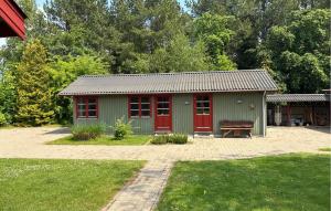3 Bedroom Beautiful Home In Eskebjerg