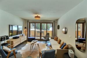 ARC 1600, LE RIDGE, Appartement 12 personnes Vue Montagne - ski aux pieds - Sauna, Hammam, Piscine chauffée, Salle de salle de sport-fitness