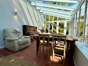 Luxury Grand Victorian Hot Tub Stunning Garden