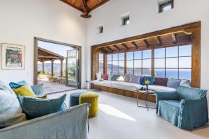Villa Plum