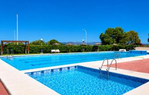 Nice Apartment In El Puig With Harbor View