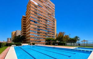 Nice Apartment In El Puig With Harbor View