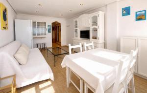 Nice Apartment In El Puig With Harbor View