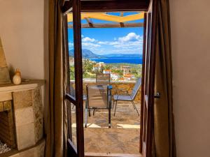 Hidden Oasis Amazing Seaview - Erato 1BD 1BA 4PL
