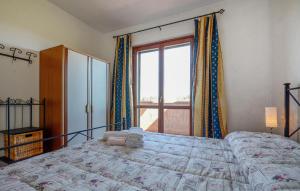 Gorgeous Apartment In Pomonte With House A Panoramic View