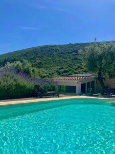 Trullo With Pool In The Hills Near Monopoli