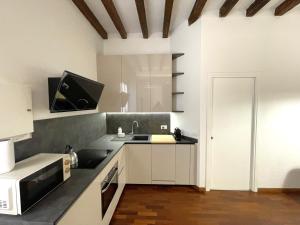 Antica corte Navigli-Darsena