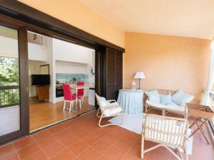 Porto Rotondo center elegant apartment with sea view