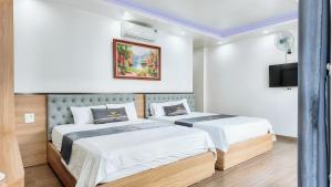 Phượng Sơn Hotell
