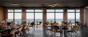 Black Sand Hotel
