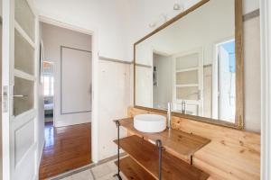 Rooms & Studios in Marquês de Pombal, 1min Metro