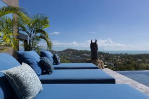 Villa Reya - Ocean View Tropical Escape