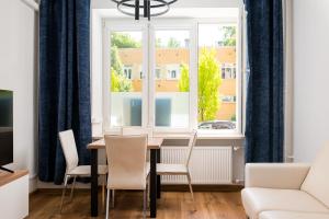 Krochmalna Welcoming Apartment by BookingHost