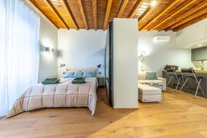 Downtown luxury Sleeps 4, Crocetta, 8 min from the Duomo