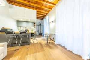 Downtown luxury Sleeps 4, Crocetta, 8 min from the Duomo