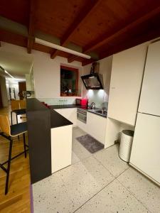 Quiet Loft Great for Couples & Family
