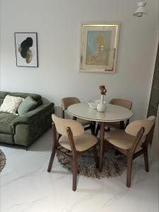 Salt & Sun Apartment