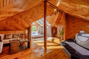 Padma Villa - Mountain Estate in Manali