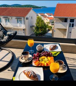 Sandra D Sea View Apartment