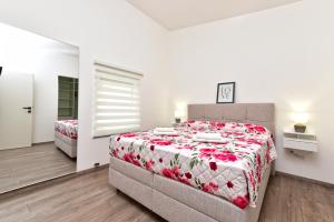 House Kristina 1203