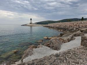 Mango Lux Apartment Lustica Bay