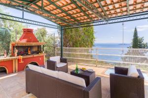 Villa Vrysoulla by Villa Plus