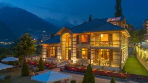 Padma Villa - Mountain Estate in Manali