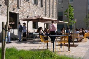 Lemonade Stays Santiago de Compostela