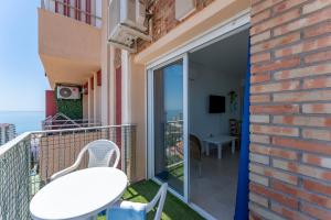 Sunny Studio with Sea Views in Central Benalmádena - Pass the Keys