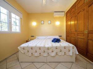 Holiday Home Nadine by Interhome