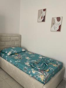 Aura room 102