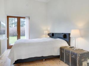 Holiday Home Esta - from the sea by Interhome