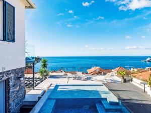 Holiday Home Lazaro Exklusive Villa von HRM by Interhome
