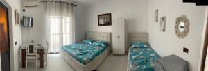 Aura room 102