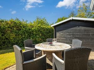 Holiday Home Anca - 450m from the sea by Interhome