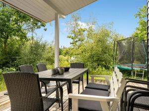 Holiday Home Ivar - from the sea by Interhome