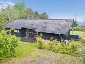 Holiday Home Heike - 650m from the sea by Interhome