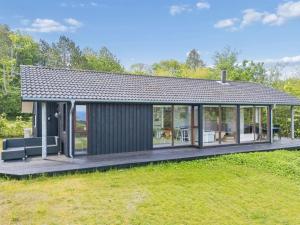 Holiday Home Heike - 650m from the sea by Interhome