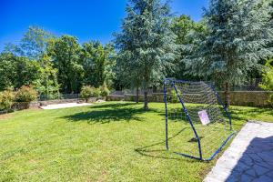 Villa Lipa for 8 persons near Pula with 41 m2 heated pool, beautiful garden, sauna & kids playground
