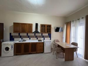 Fllad Apartment 1st Floor